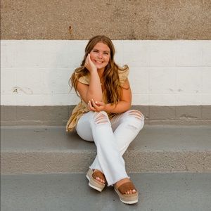 Meet your Posher, Julia